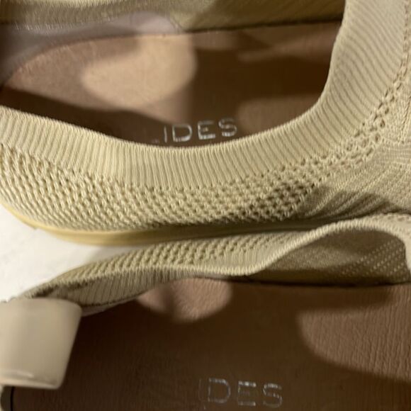 J/Slides Hilo Knit Slip On Platform‎ Sneakers Women’s Sz 8.5 Beige - Picture 9 of 13